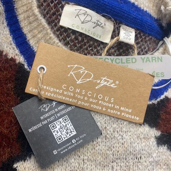 Besy Animal Print Crewneck Sweater 💵 - Picture 3 of 4